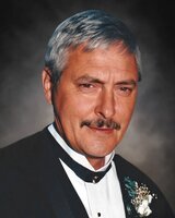 Roger   Desjardins 